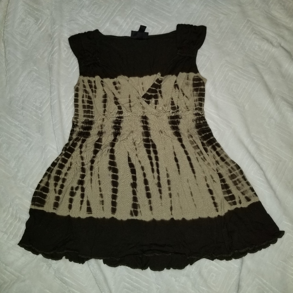 Vneck Sleeveless Top